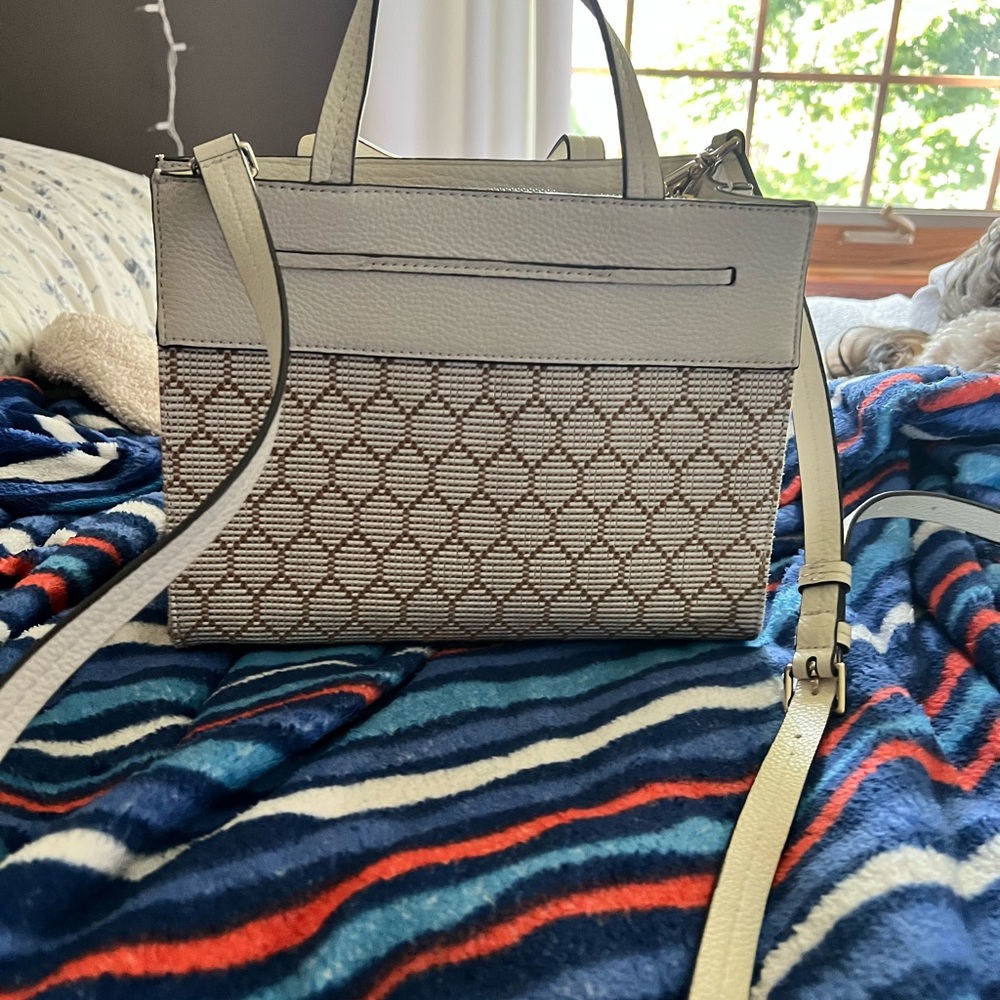 Kate Spade Cream and Tan Shoulder Bag - Picture 3 of 5